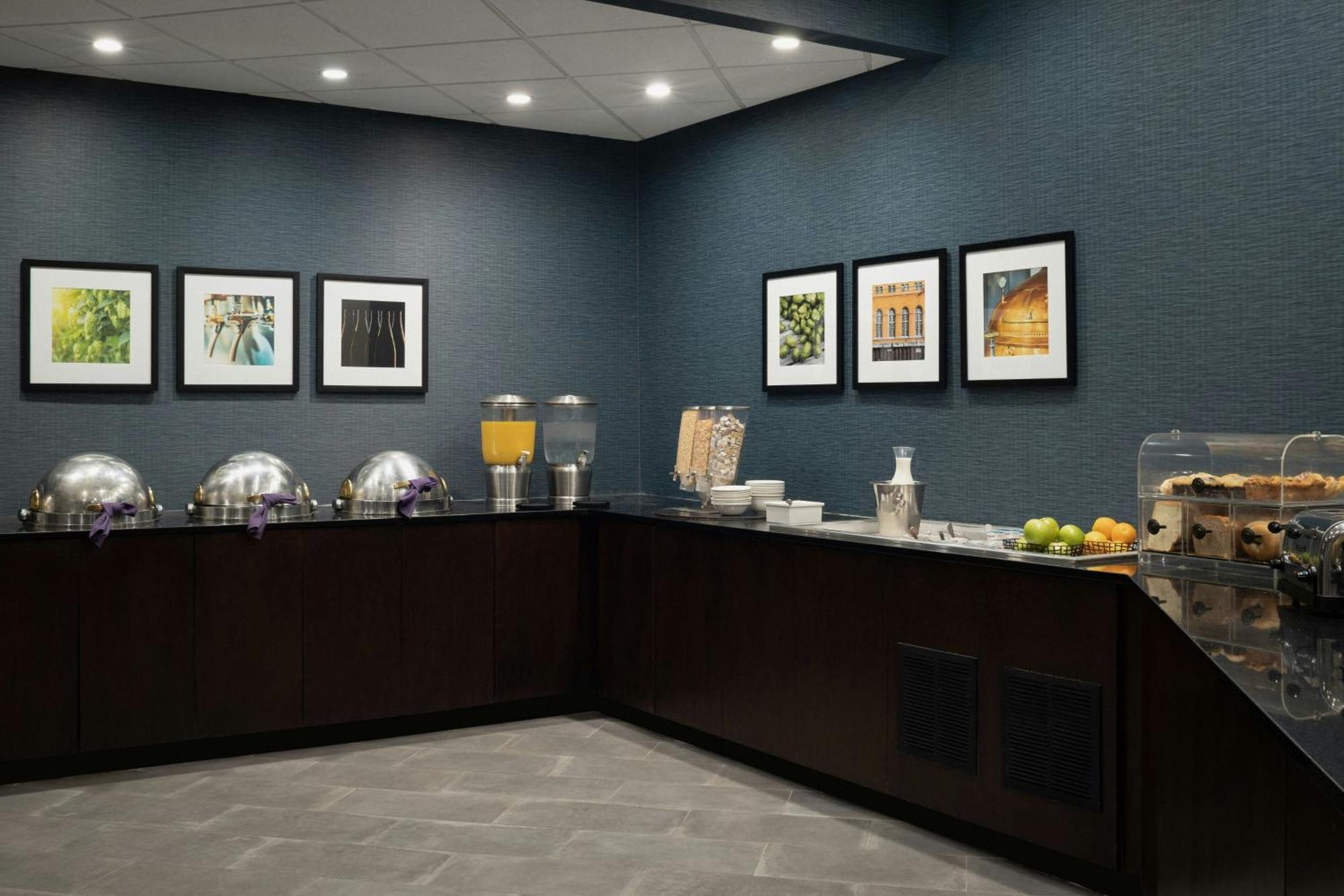 Four Points By Sheraton Milwaukee North Shore Brown Deer Exteriör bild